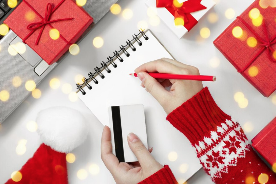 How to Create a Christmas Budget You Can Stick to