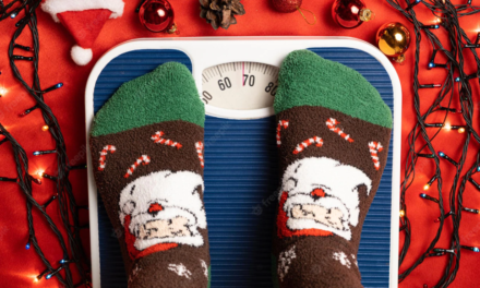 14 HOLIDAY WEIGHT LOSS TIPS FOR A TRIMMER YOU!