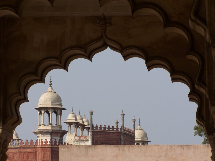 Top 3 Heritage Sites to Visit in Delhi